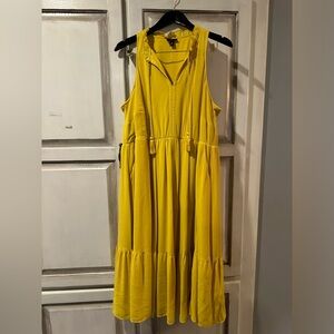 Torrid Size 2 yellow dress with pockets